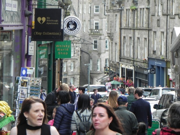 709F944B-C10F-4D95-9C7E-653A5EAC0378 4