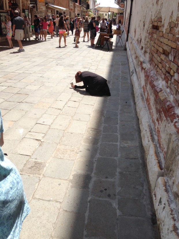 26AF038F-615A-4FFE-96A3-C6D7A4804663